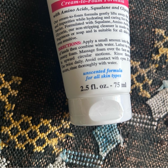 NWT Kiehls Ultra Facial Barrier-Hydrating Cleanser travel size 75ml - Picture 4 of 5